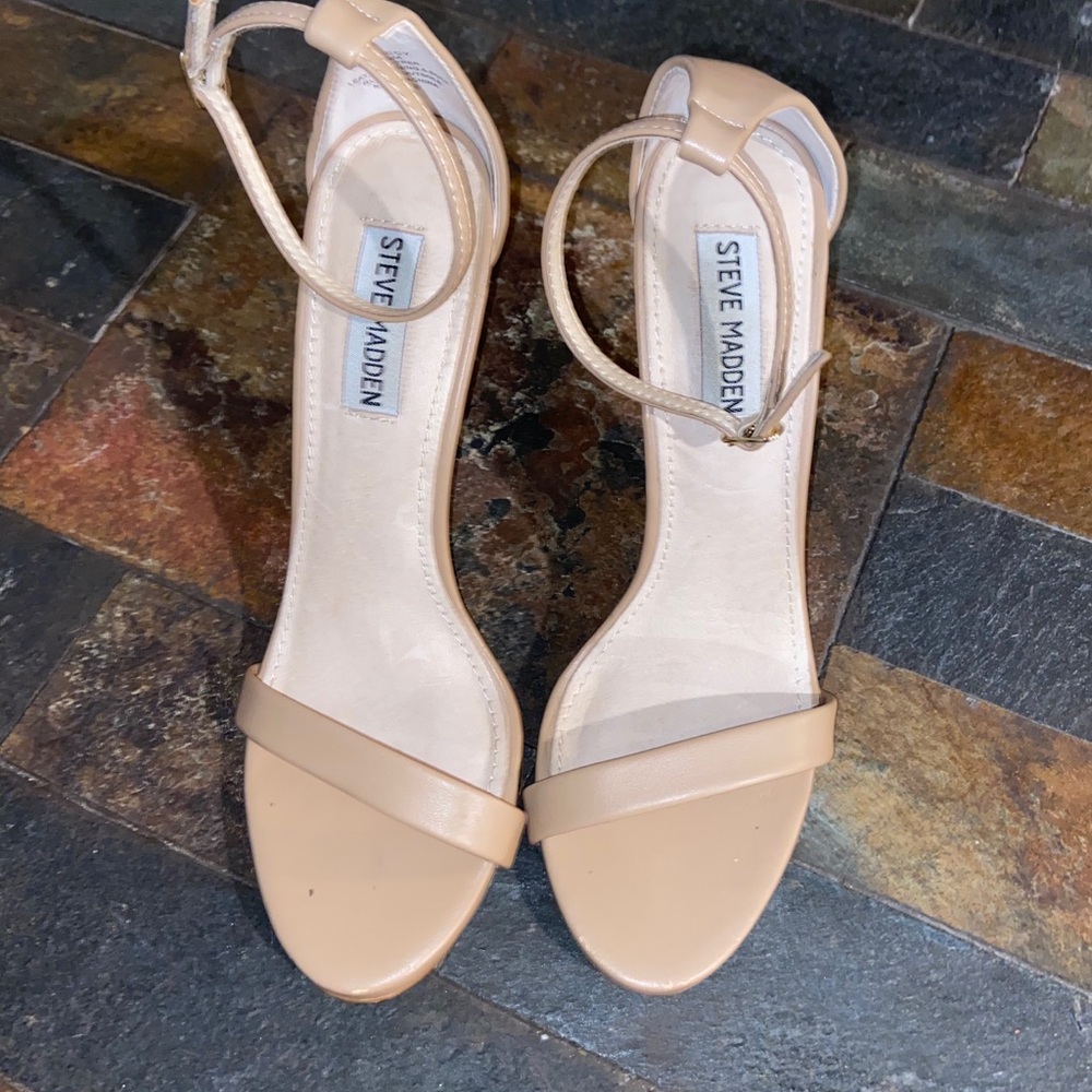 Steve Madden Tan Single Strap Heels